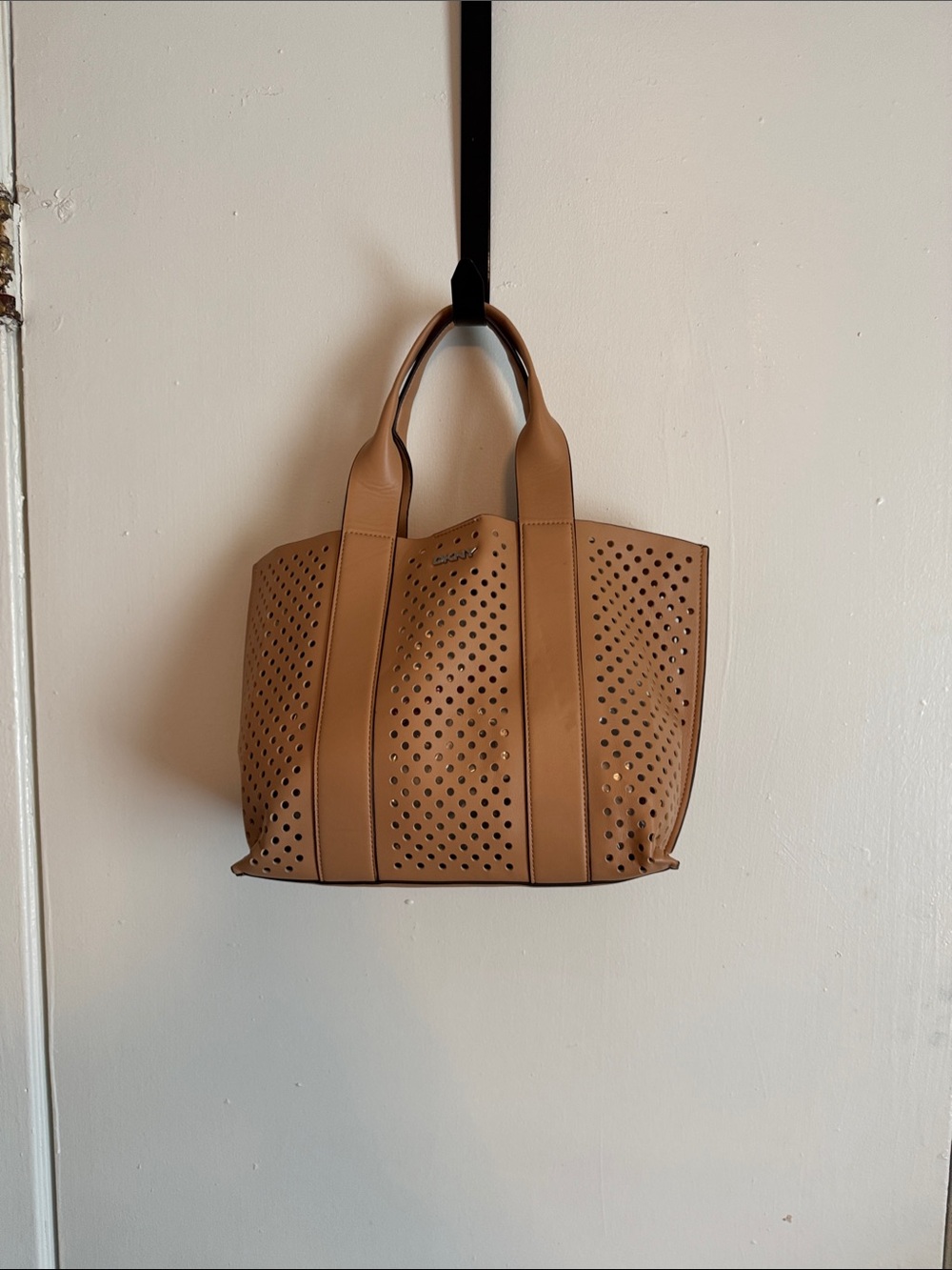 Dkny tote bag for any occasion. No rips/stains.